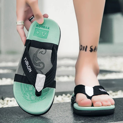 2025 Summer Flip Flops Men Beach Sandals