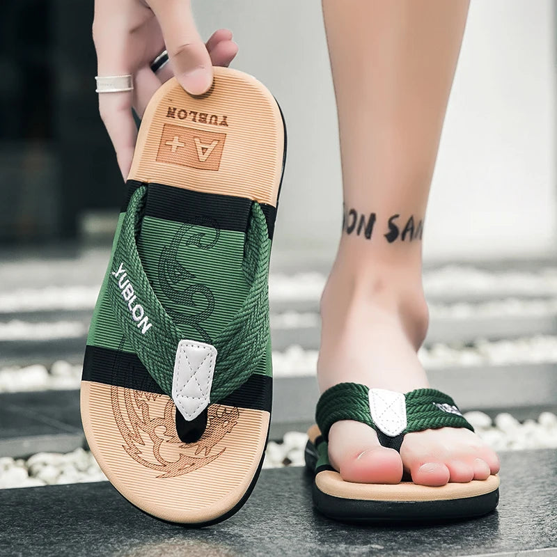 2025 Summer Flip Flops Men Beach Sandals